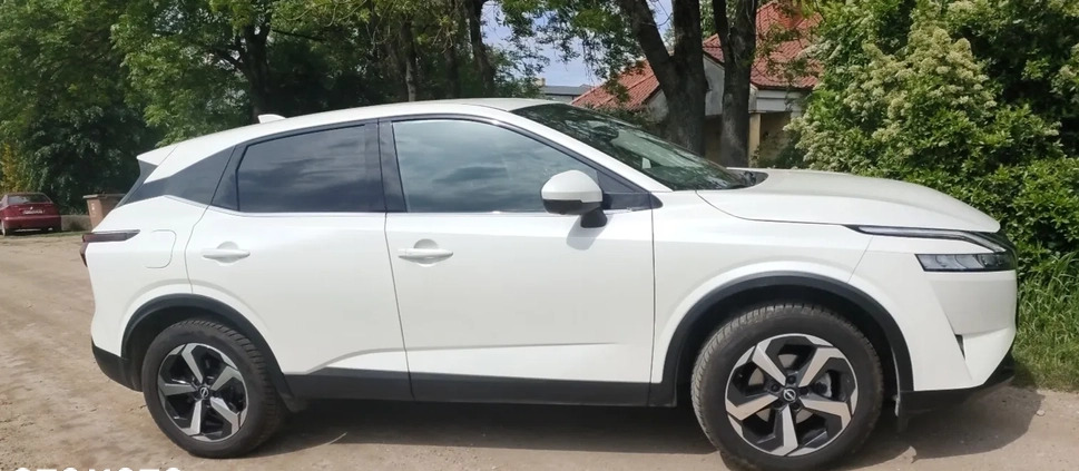 Nissan Qashqai cena 131600 przebieg: 6600, rok produkcji 2022 z Jarocin małe 106